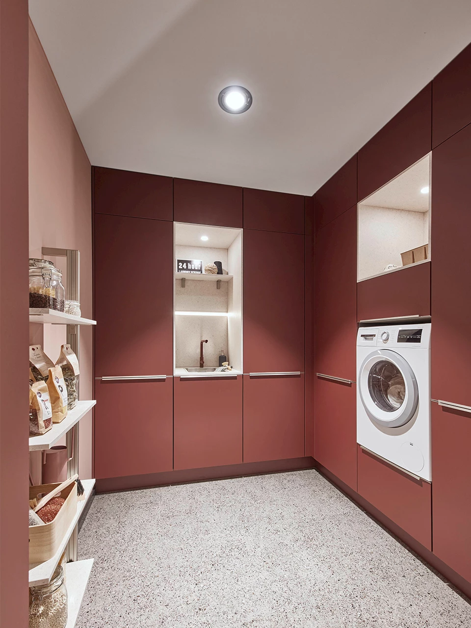 Hoge kasten bijkeuken