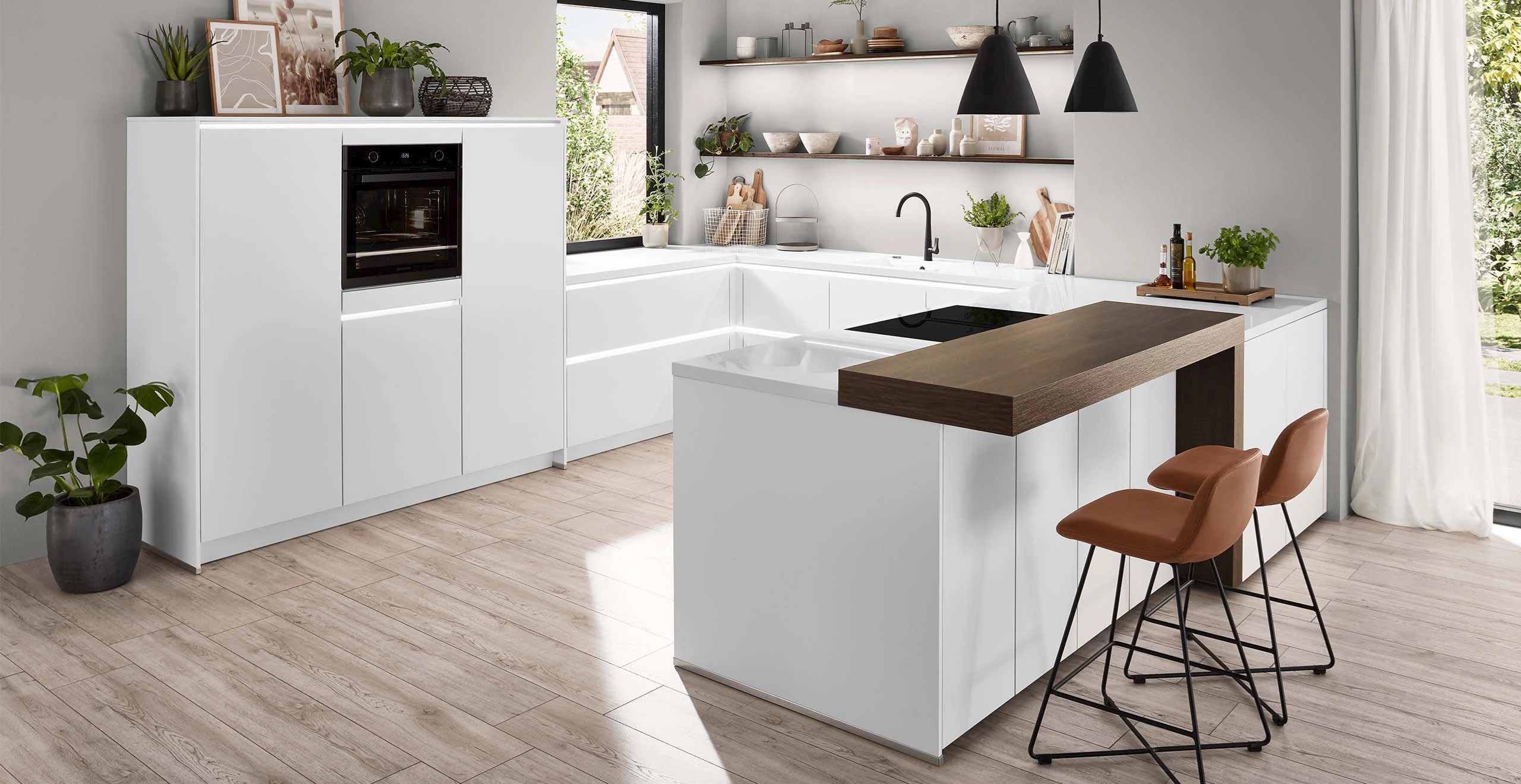 Witte hoekkeuken met bar