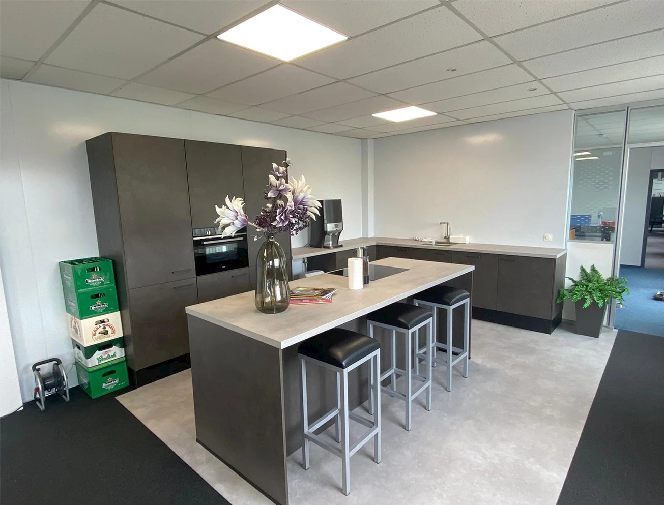 Keuken U-vorm met eiland