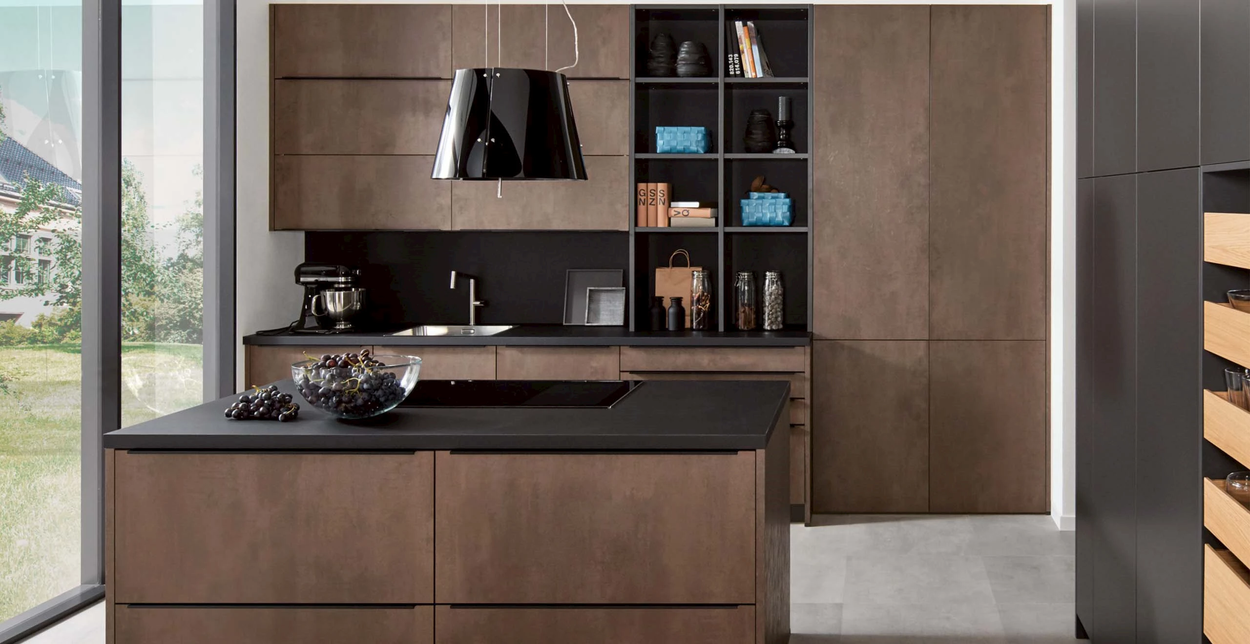 Donkerbruine keukens