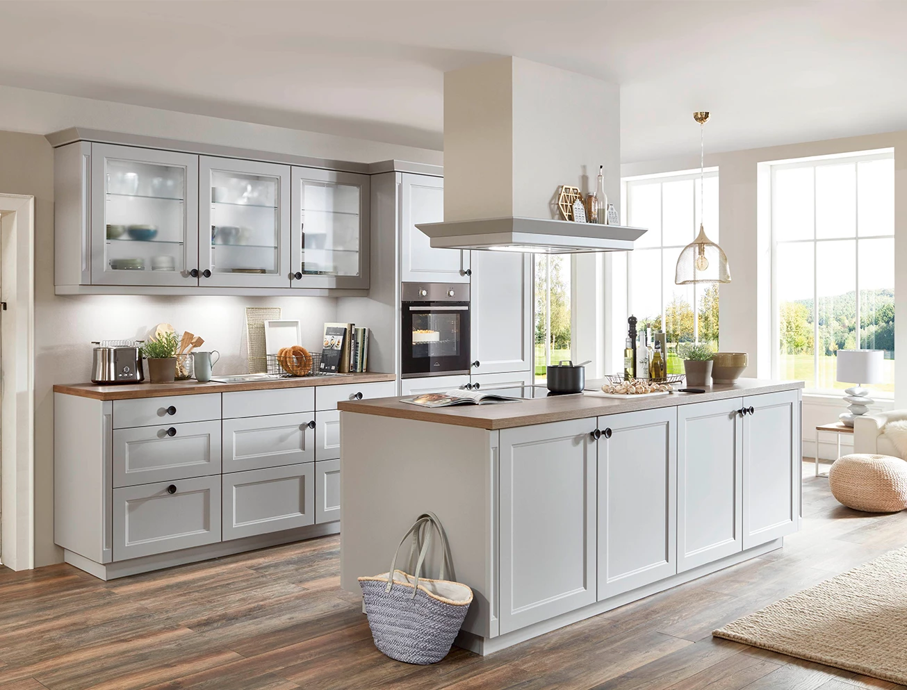 Grijze nostalgische keuken