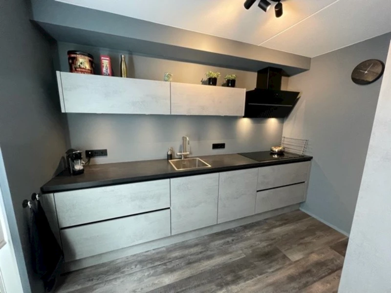 Keukenstijlen grijstinten keuken