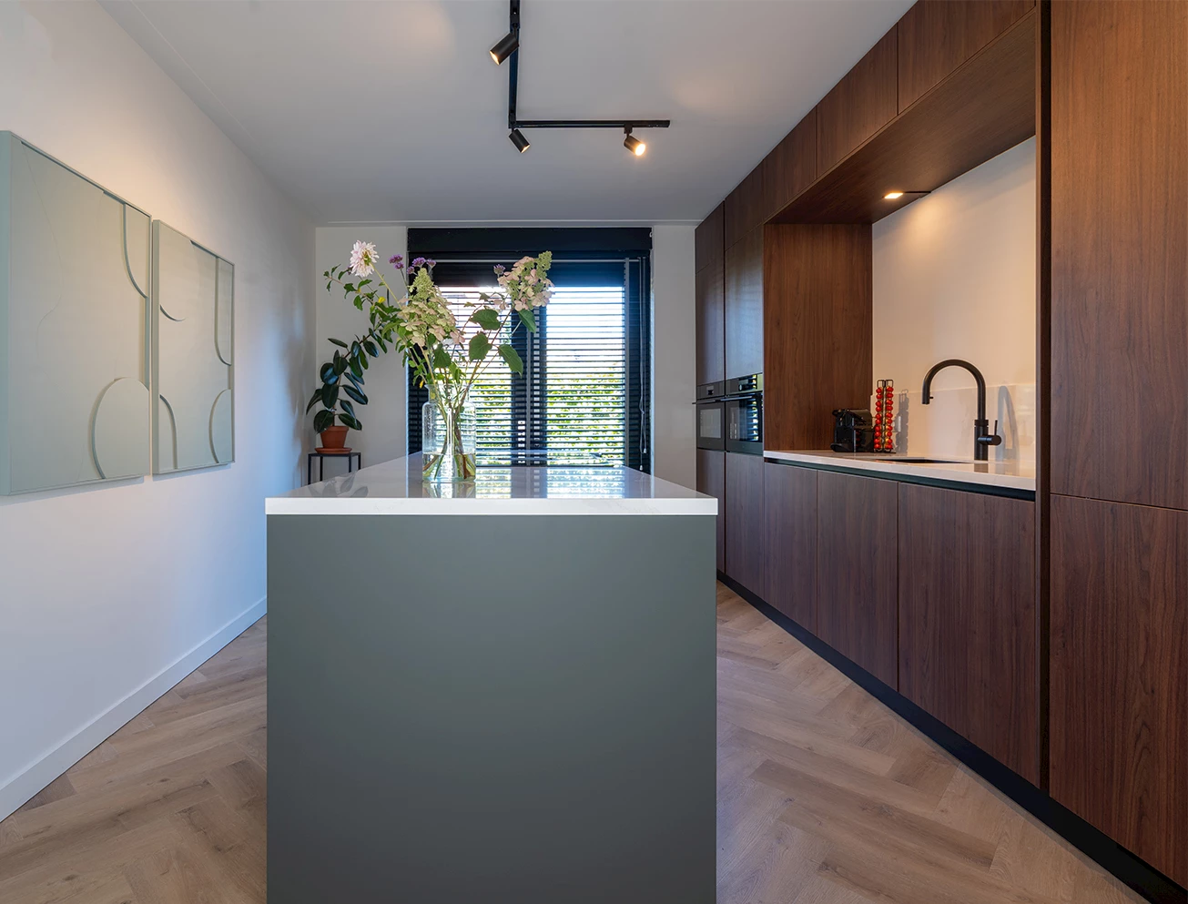 Keuken met kookeiland