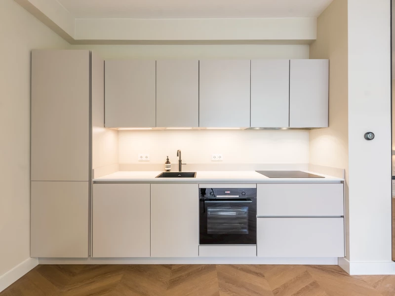 Rechte keuken kastenwand
