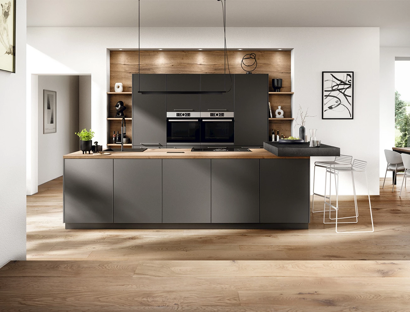 Strakke keuken met eiland antraciet