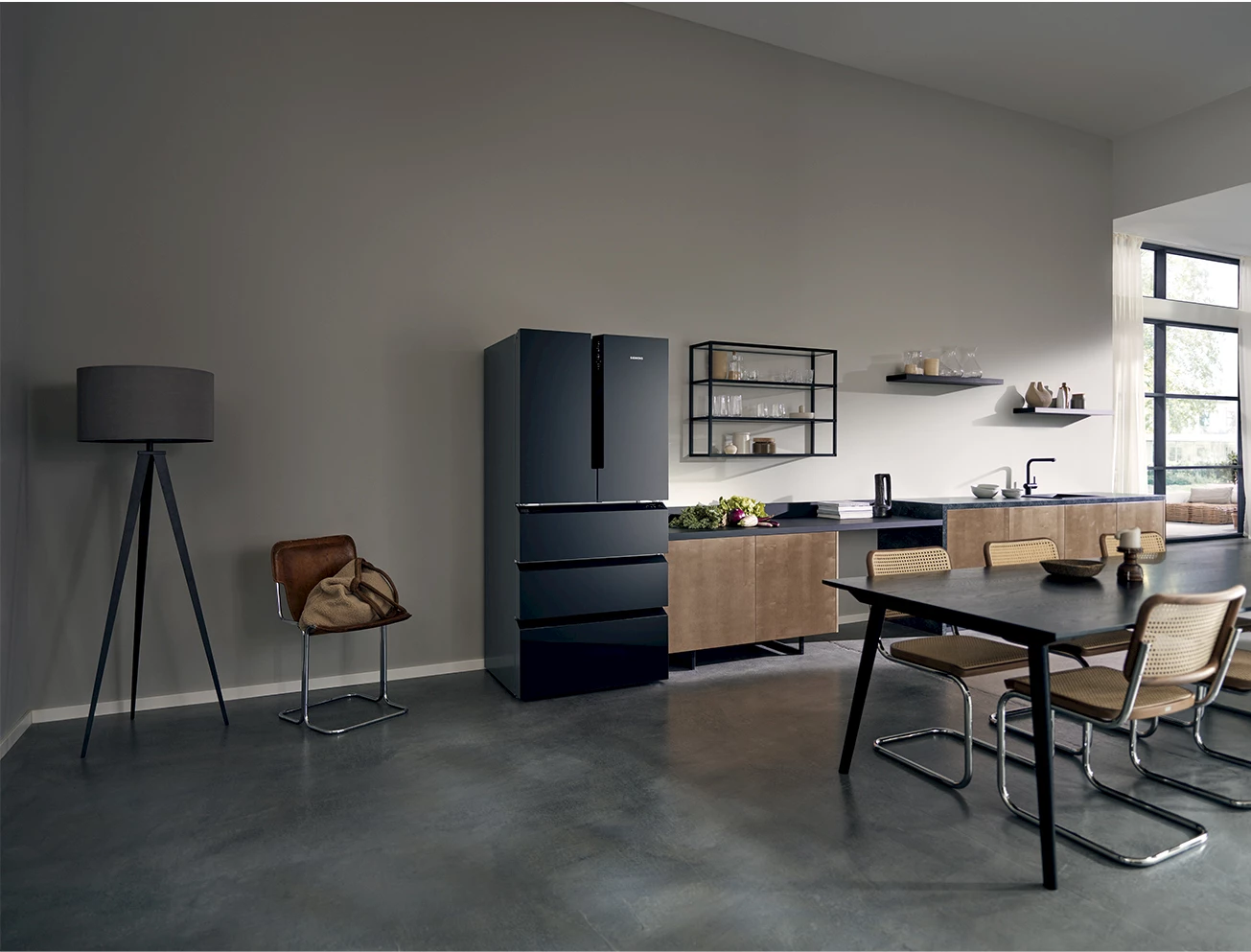 Zwarte Amerikaanse koelkast