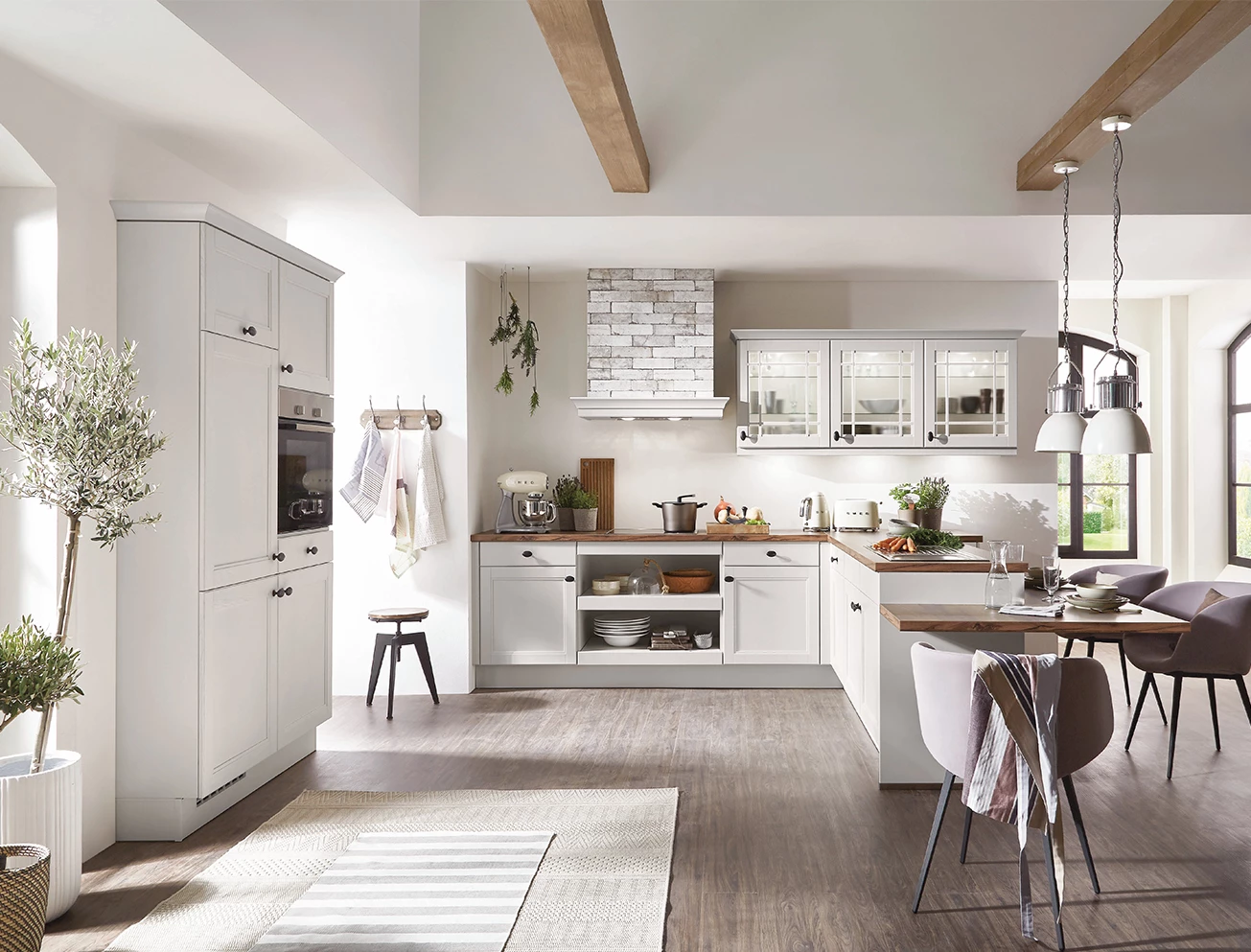 Lichte nostalgische keuken