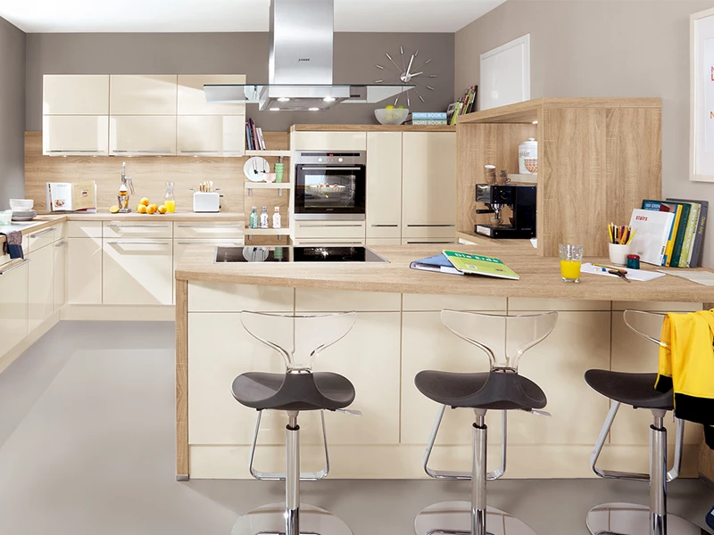 Keuken u-vorm met bar