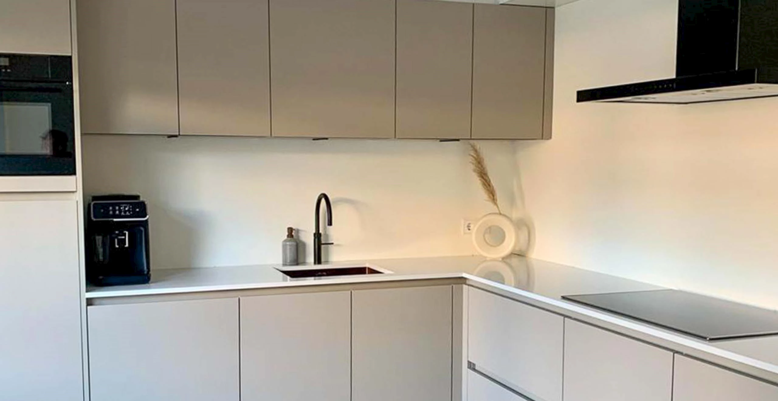 Keuken met of zonder bovenkasten (1)