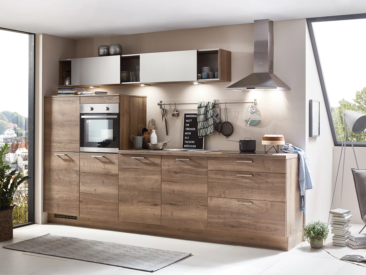 Rechte keuken met houtlook