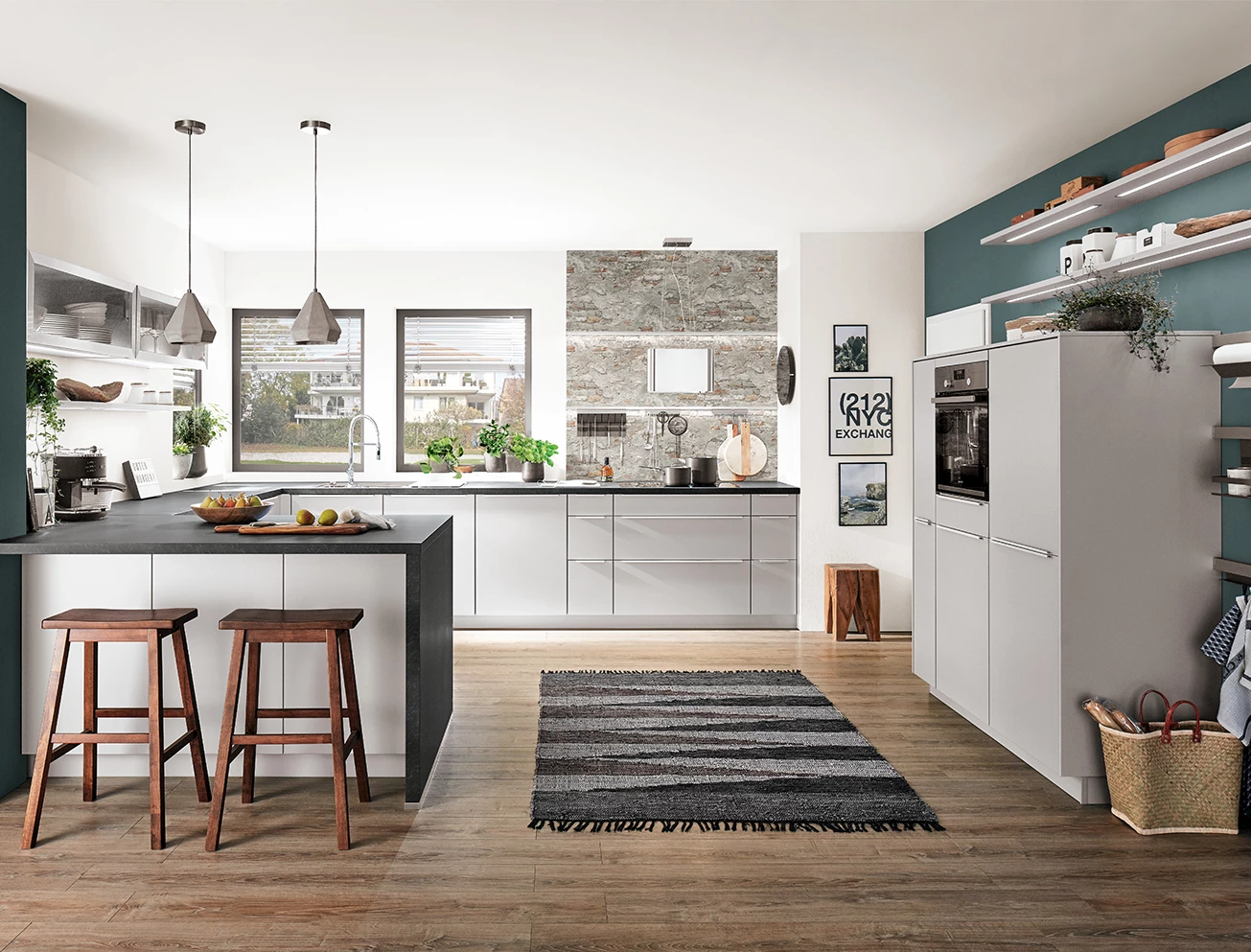 Grijze keuken met zwart blad