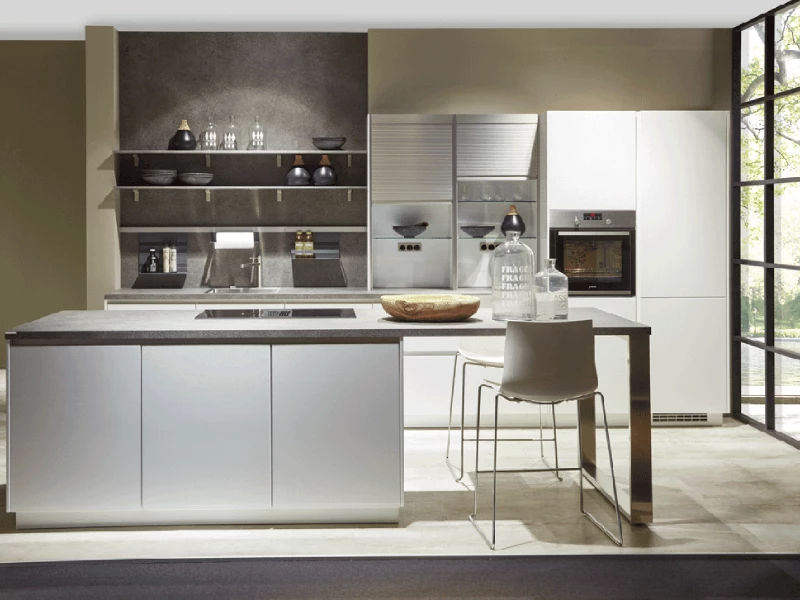 Parallel keuken met bar