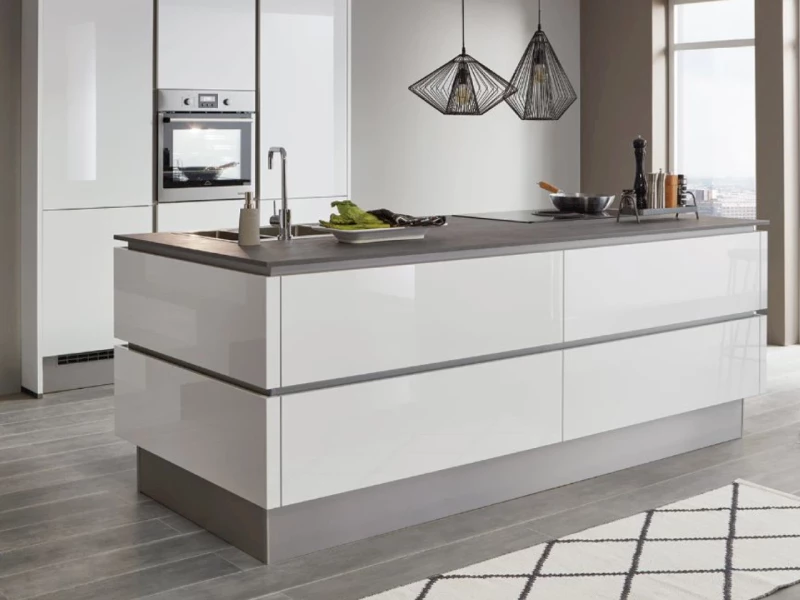 Hoogglans keuken wit