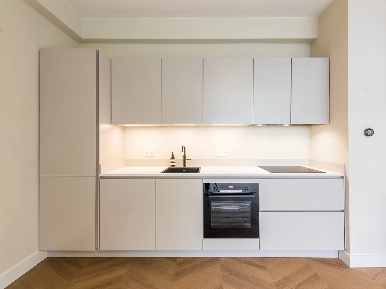 Kleine rechte keuken